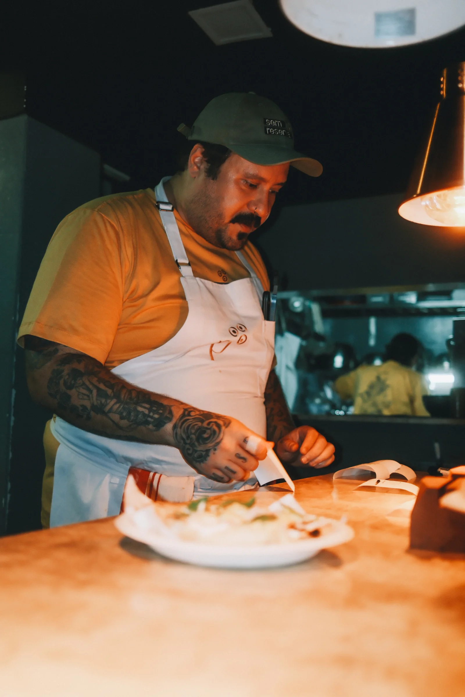 Pacato reúne Catarina, Gui Furtado e Gabi Guimarães num Sem Reserva dedicado à cozinha espanhola